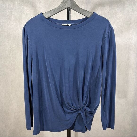 Navy Casual Top with Twist Knot Detail - Picture 5 of 8